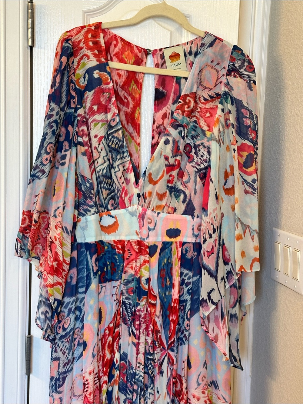 FARM Rio Multicolor Abstract V-Neck Maxi Dress - Red, Blue, Pink - Picture 3 of 8